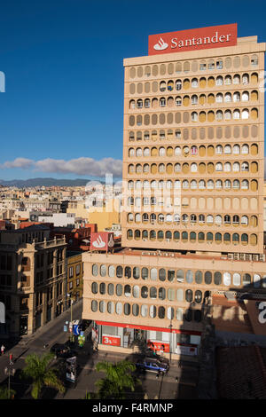 Banco Santander Hauptsitz in Plaza de Candelaria, Santa Cruz, Teneriffa, Kanarische Inseln, Spanien. Stockfoto