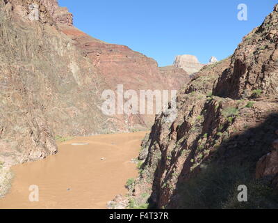 Der Colorado River am unteren Rand des Grand Canyon Stockfoto