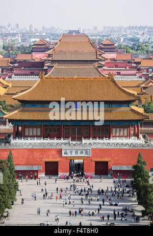 China, Beijing, Peking, Stadt, die Verbotene Stadt, Tor der göttlichen Fähigkeiten vom Jingshan Park Stockfoto