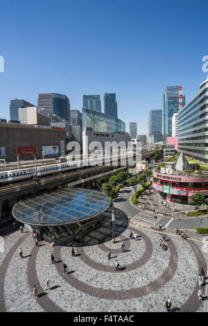 Japan, Tokyo City Yurakucho Station, Hochgeschwindigkeitszug Stockfoto