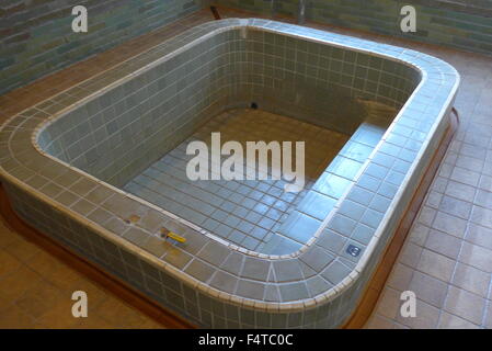 Die alten Thermalquelle Wanne Closeup am Kurhaus in Taiwan Stockfoto