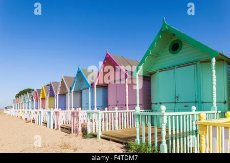 England, Essex, Mersea Island Beach Huts Stockfoto