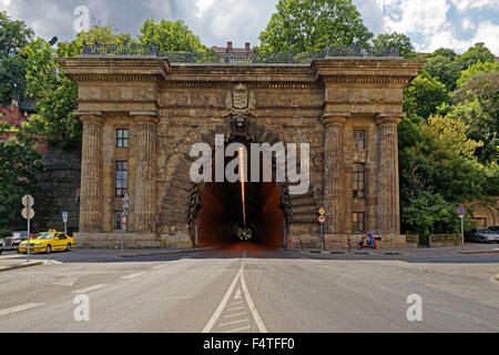 Buda, Tunnel zur Festung, Alagut Budapest, Castle Hill zu montieren, Stockfoto