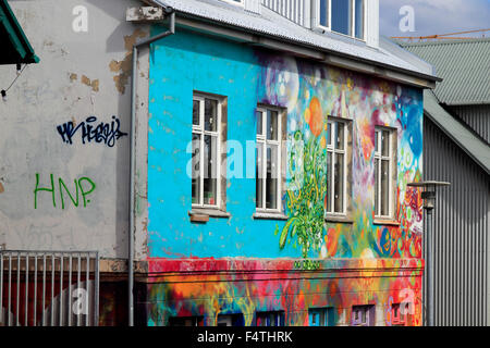 Bunt bemalte Haus Reykjavik Island Stockfoto