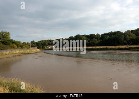 Ebbe auf dem Fluss Deben, Melton, Suffolk, UK. Stockfoto