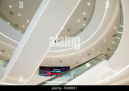 Die wichtigsten Atrium im Inneren Resorts World Genting befindet sich im Komplex in der Nähe von Birmingham NEC im Besitz. Stockfoto