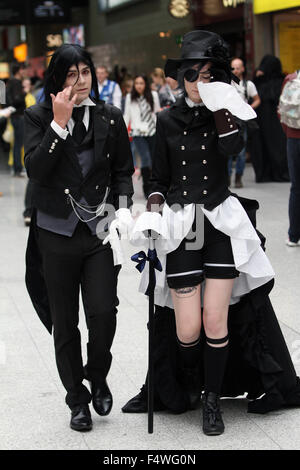 London, UK. 23. Oktober 2015. Anhänger als ihre Lieblings Popkultur-Charaktere, die Teilnahme an diesem Wochenende London Comic Con in Excel Centre London UK 23.10.2015 gekleidet Credit: Theodore Liasi/Alamy Live-Nachrichten Stockfoto