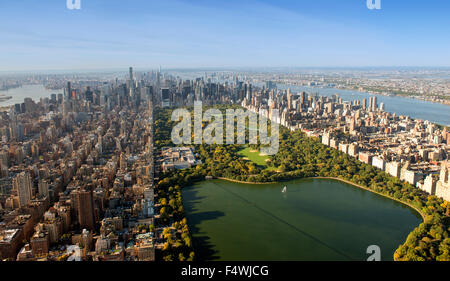 Luftaufnahme von Manhattan und den Central Park aus der oberen West East Harlem, New York USA Stockfoto