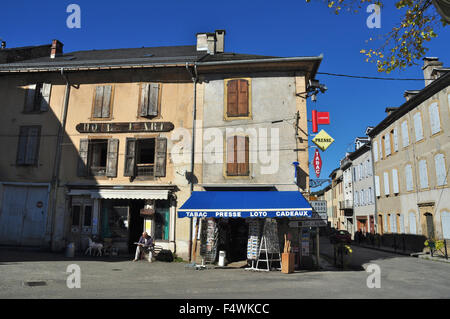 Dorfläden, Massat, Ariege, Midi-Pyrenäen, Frankreich Stockfoto