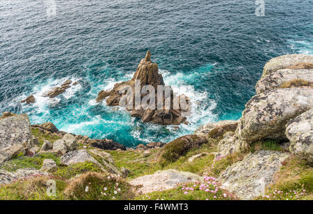 Landschaftlich reizvolle Küstenlandschaft am Lands End, Cornwall, England, Großbritannien Stockfoto