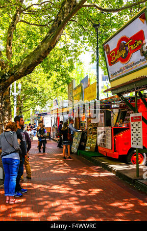 Einige der 500 Fast-Food-Anbieter bietet eine vielfältige Auswahl in Stadt Portland Oregon Stockfoto