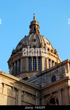 Das Barcelona nationale Kunstmuseum von Katalonien (MNAC - Museu Nacional d ' Art de Catalunya). Stockfoto