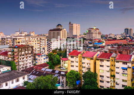 Die Innenstadt von Skyline von Yangon, Myanmar. Stockfoto