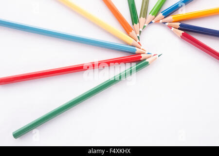 Buntstifte isoliert auf weißem Hintergrund Stockfoto