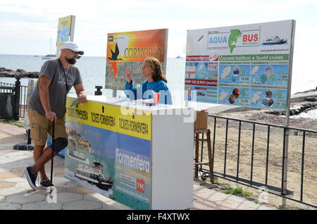 Verkauf von Tickets auf Formentera und Es Vedra, Ibiza Spanien Stockfoto