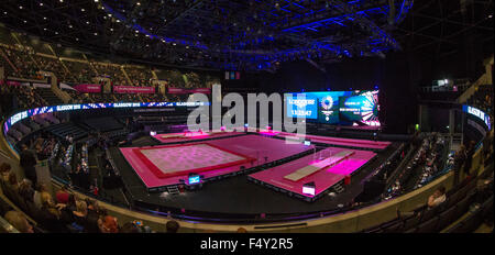 Glasgow, Schottland. 24. Oktober 2015. Abb. Künstlerische Gymnastik-Weltmeisterschaften. Zweiter Tag. Gesamtansicht der Hydro-Arena. Bildnachweis: Aktion Plus Sport/Alamy Live-Nachrichten Stockfoto