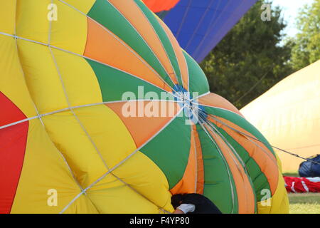 Heißluft-Ballon-Brenner und Shell, die Vorbereitung. Stockfoto