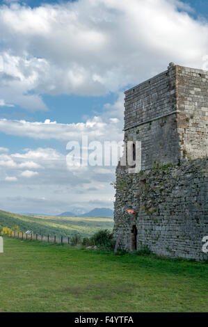 Château Puivert, eine beeindruckende Burg der Katharer in Aude, Languedoc, Frankreich Stockfoto