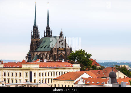 Reisen Sie in der Stadt Brno - Brünn Landschaft mit Dom St. Peter und Paul, Tschechische Stockfoto