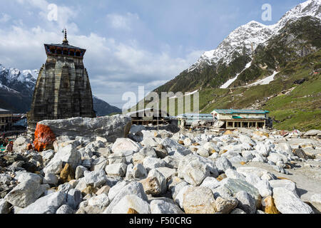 Die kleine Stadt um kedarnath Tempel erhielt völlig von der Flut 2013 zerstörten, nur Ruinen übrig sind Stockfoto