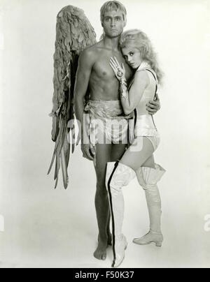 Die Schauspieler Jane Fonda und John Phillip Law in einer Szene aus dem Film "Barbarella", 1968 Stockfoto