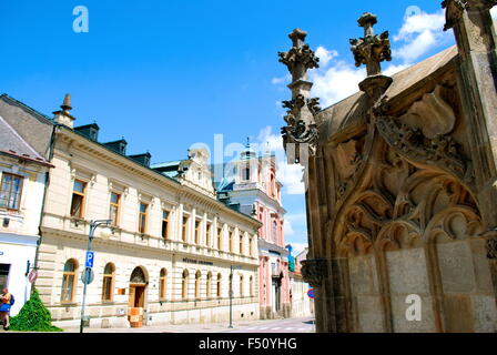 Gotische Steinbrunnen befindet sich auf der Rejsek Platz in Kutna Hora, Tschechien, Weltkulturerbe der UNESCO Stockfoto