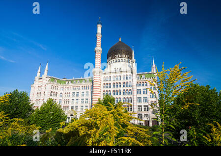 Yenidze, die aussehen wie eine Moschee, verwendet eine Zigarette Manufaktur werden Stockfoto