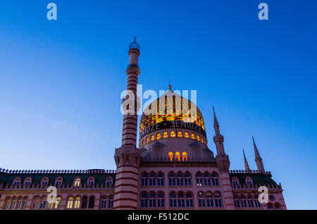 Yenidze, die aussehen wie eine Moschee, verwendet eine Zigarette Manufaktur werden Stockfoto