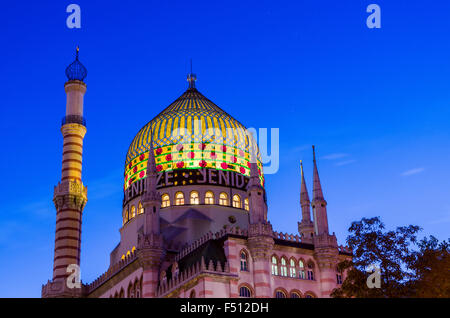 Yenidze, die aussehen wie eine Moschee, verwendet eine Zigarette Manufaktur werden Stockfoto