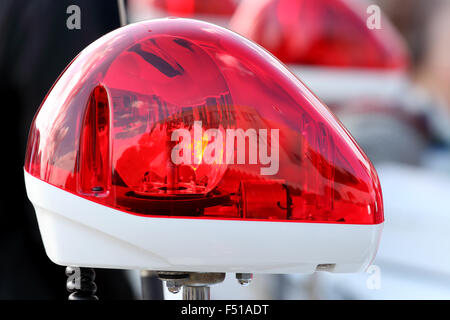 Polizei Leuchtet Sirene Auf Rotem Licht Notlicht Stockfoto - Bild von  sicherheit, warnung: 214933530