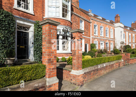 Georgische Häuser, Minster Yard, Lincoln, England, UK Stockfoto