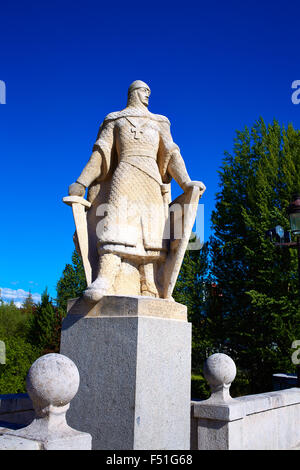 Burgos San Pablo Brücke Statuen über Arlanzon in Castilla-Spanien Stockfoto