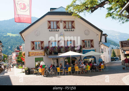 Lienz, Tirol, Österreich. die Fußgängerzone und Einkaufsmeile Hauptstraße Stockfoto