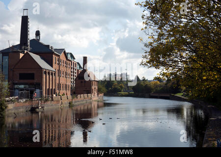 Fluss Soar und Horstmann Brüder Mühle, Leicester, Leicestershire, England, Vereinigtes Königreich Stockfoto