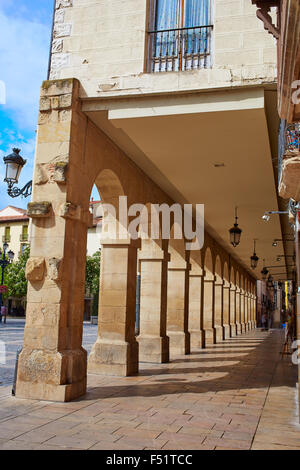 Weg von Saint James Logrono Arkaden im Mercado Plaza Platz La Rioja Stockfoto