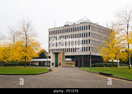 Der konkrete Rathaus Stadt oder Rathaus von Sittard, Limburg, Niederlande. Stockfoto