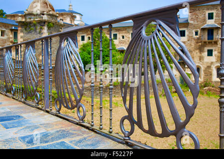 Samos-Kloster durch die Art und Weise des Apostels Jakobus in Galicien Lugo Stockfoto