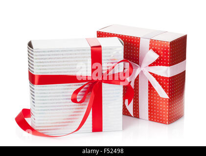Zwei Geschenkboxen. Isoliert auf weißem Hintergrund Stockfoto
