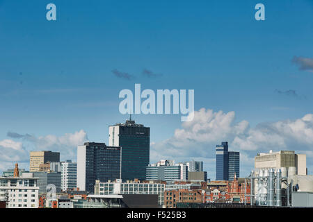 Skyline von Manchester erschossen von der Universität Oxford Road City Tower Dächer GUS Architekten Eigenschaft Eigenschaften Gebäude coop Stockfoto