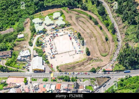 Höhe Foto einer öffentlichen Veranstaltung in Banos De Agua Santa Provinz Tungurahua in Ecuador Stockfoto
