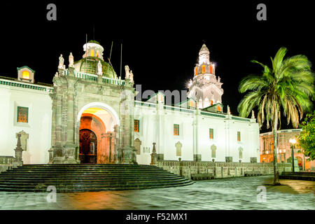 Dom am Hauptplatz in Quito, Ecuador Stockfoto