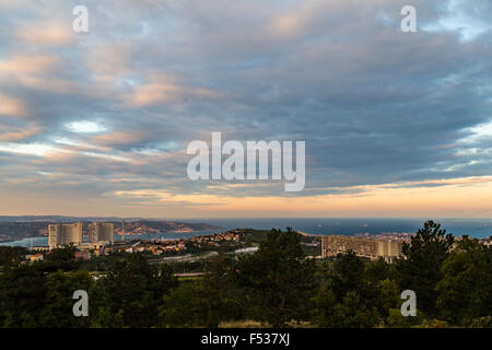 Sonnenaufgang am Krankenhaus von Triest, Italien Stockfoto