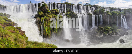 Panorama in Iguazu Wasserfälle, eines der neuen sieben Weltwunder der Natur, Argentinien Stockfoto