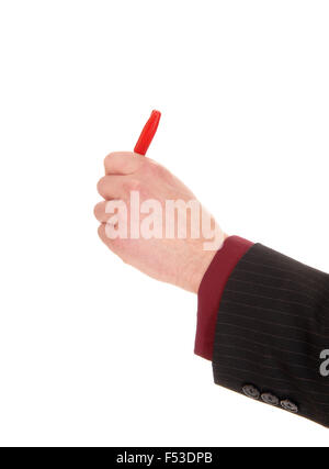 Die Hand eines Mannes in einem Anzug mit einem roten Marker für weißen Hintergrund isoliert. Stockfoto