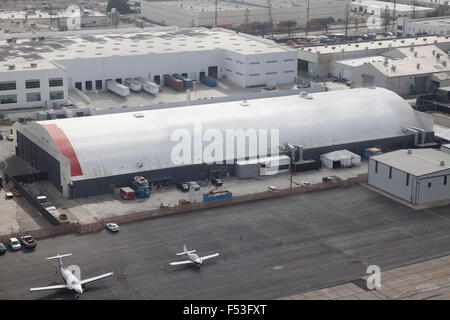 Tesla/Space X Hauptsitz in Hawthorne CA Antenne Stockfoto