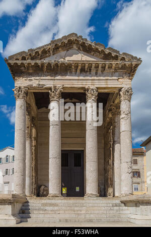 Augustus-Tempel, Pula, Istrien, Kroatien Stockfoto