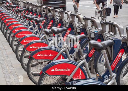 Santander-Zyklen mieten docking-Station in Shoreditch, London England Vereinigtes Königreich UK Stockfoto