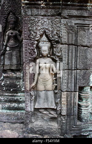 Apsara Tänzerin Basrelief am Banteay Kdei Tempel in Angkor Gebiet in der Nähe von Siem Reap, Kambodscha. Stockfoto