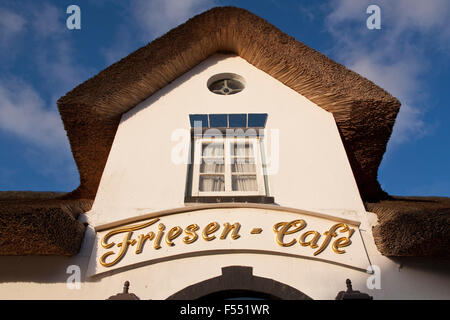 DEU, Deutschland, Schleswig-Holstein, Nordsee, Insel Amrum, friesische Haus in Nebel, Friesisch-Cafe.  DEU, Deutschland, Schleswig-Holstein Stockfoto