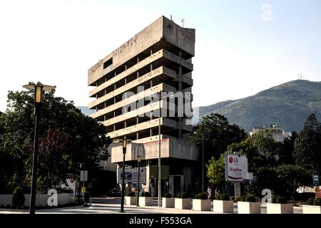 Im bosnischen Bürgerkrieg zerstörten Haus in Mostar. Stockfoto